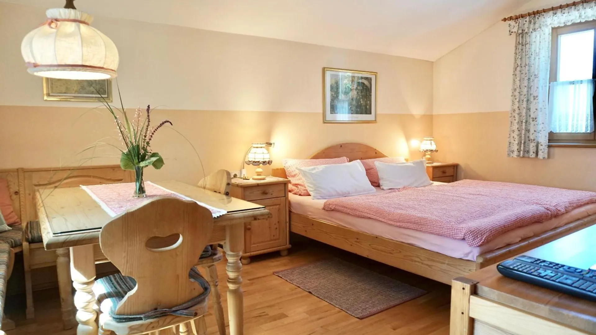 Apartment Ferienwohnung Dehnert Fischbachau